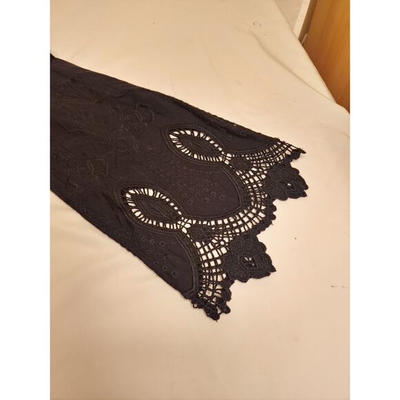 The Limited | Lace Sleeve Pullover | Size M ✨ Dark Navy, Comfortable & Chic - Picture 2 of 6